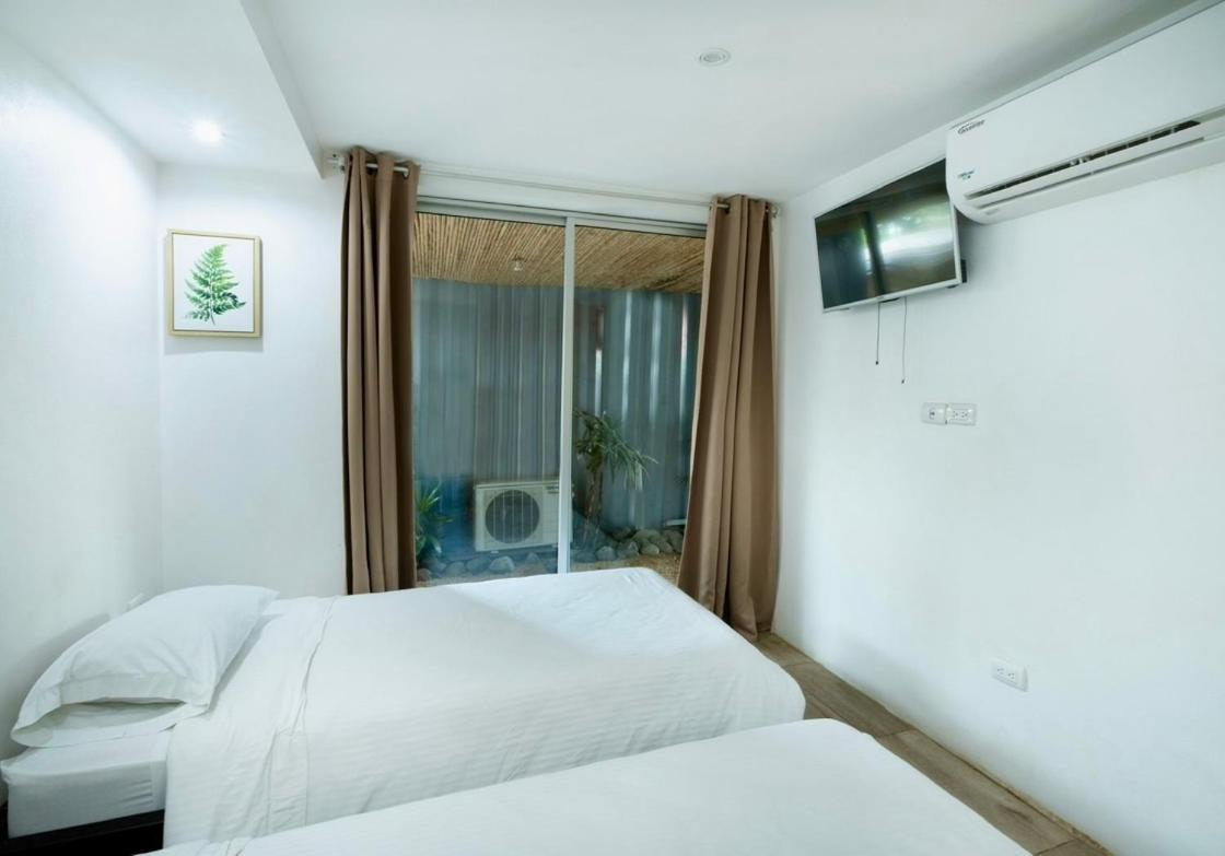 Hotel Bamboo Jacó Esterno foto